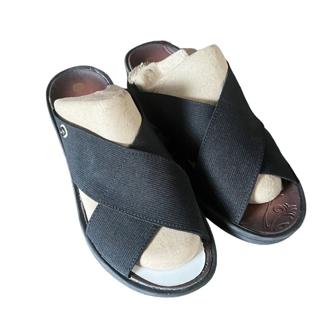 BZees Women's Desire Slide Sandal Sz 8.5 Wide